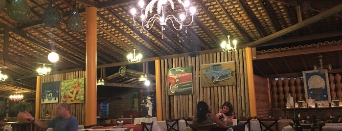 Porto Preguiças Resort is one of T : понравившиеся места.