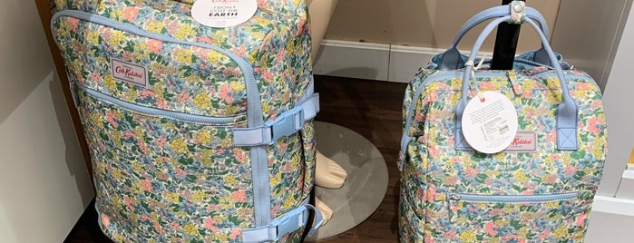 Cath Kidston is one of 夏雪.