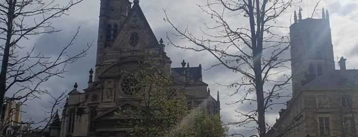 Église Saint-Étienne-du-Mont is one of Akhnaton Ihara'nın Beğendiği Mekanlar.