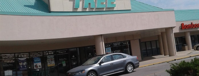 Dollar Tree is one of Tempat yang Disukai Jaime.