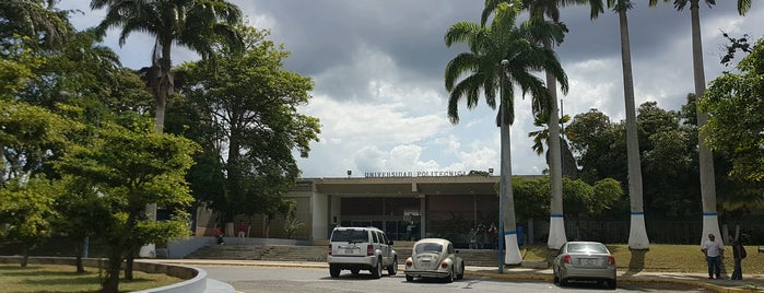 Universidad Nacional Experimental Politécnica "Antonio José de Sucre" (UNEXPO) is one of Universidades.