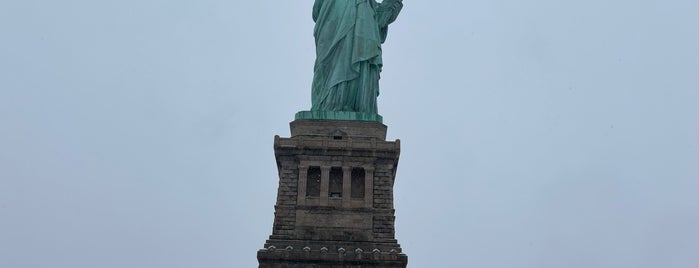 Liberty Island is one of สถานที่ที่ Jesus ถูกใจ.