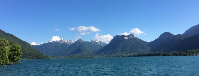 Lac d'Annecy is one of Marcさんのお気に入りスポット.