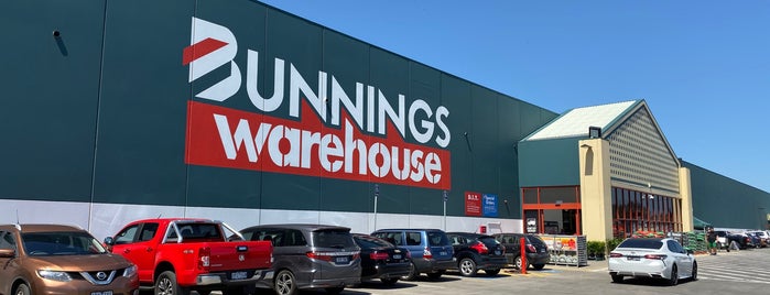 Bunnings Warehouse is one of Hoppers Crossing.