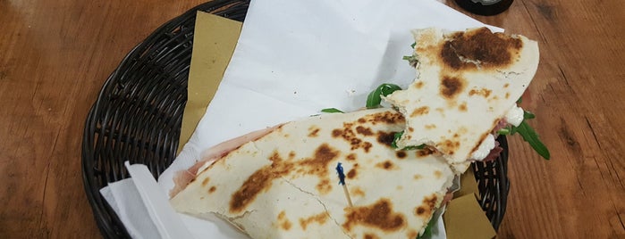 Oasi della piada is one of Dove mangiare la piadina a Rimini.