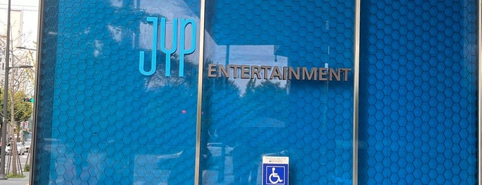 JYP Entertainment is one of turux1 : понравившиеся места.