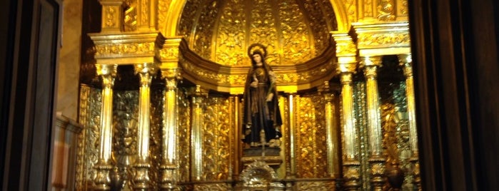 La Compañía de Jesus is one of Ecuador.
