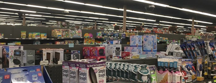 Fry's Electronics is one of Favorite affordable date spots.