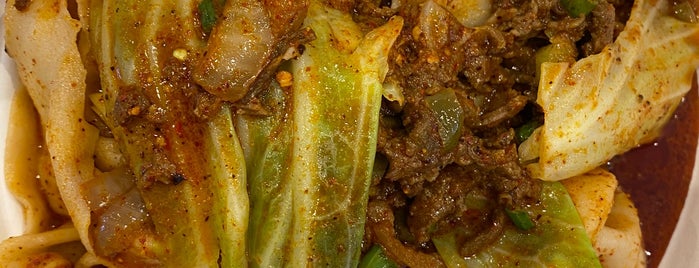 Xi’an Famous Foods is one of Locais salvos de Peter.