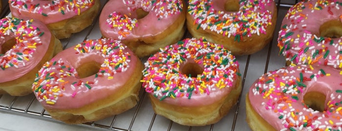 Sunrise Donuts is one of Donuts.