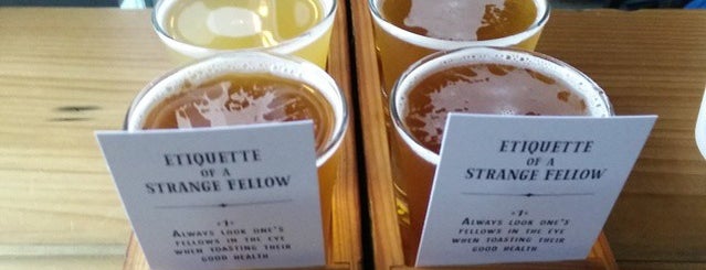 Strange Fellows Brewing is one of Katia'nın Kaydettiği Mekanlar.