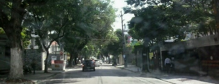 Rua da Hora is one of Locais curtidos por Patrícia.
