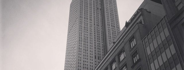 엠파이어 스테이트 빌딩 is one of NY for first timers.