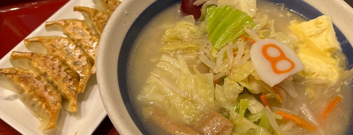 8番らーめん 福井駅店 is one of ラーメン 行きたい3.