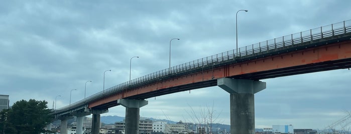 天草瀬戸大橋 is one of 可動橋.