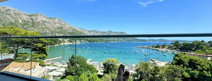 Sheraton Dubrovnik Riviera Hotel is one of Tempat yang Disukai Alejandro.