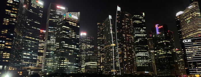 Marina Bay Waterfront Promenade is one of Kimmie's Saved Places.