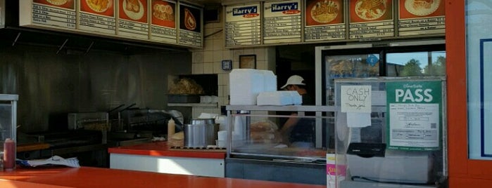 Harry's Drive-In is one of Danielさんの保存済みスポット.