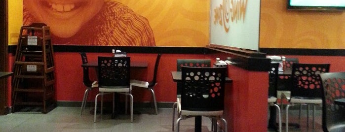wingzone is one of مطاعم وكفيهات جده.