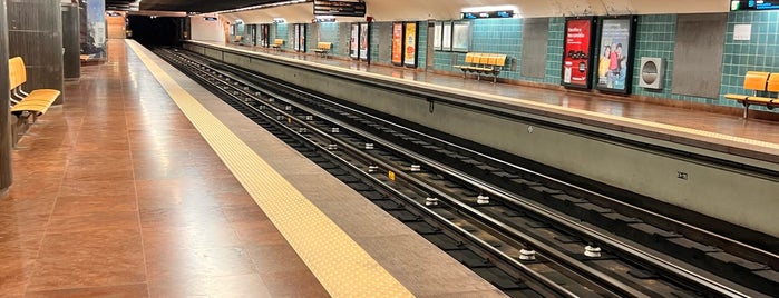 Metro Alvalade [VD] is one of Estacoes de Metro.