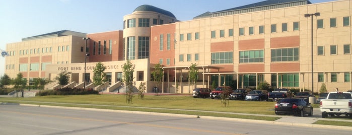 Fort Bend County Justice Center is one of Locais curtidos por Marjorie.