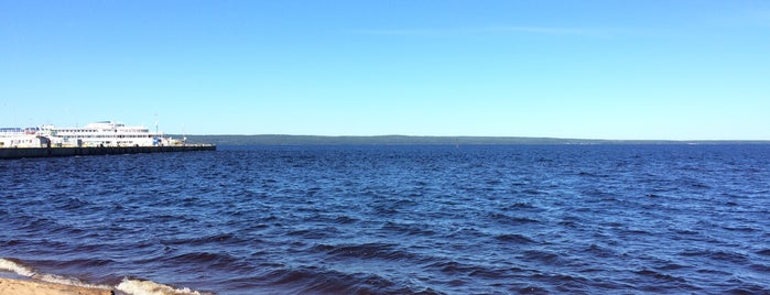 Lake Onega is one of Карелия.