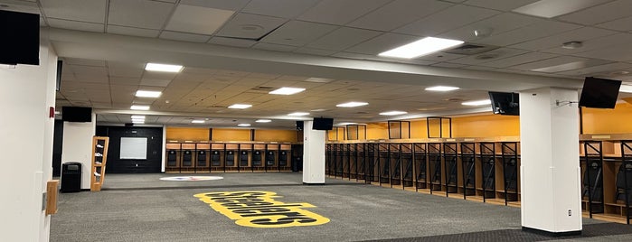 Pittsburgh Steelers Locker Room is one of Pittsburgh Stops.