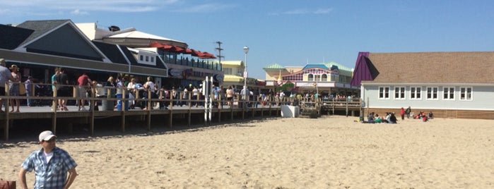 Point Pleasant Beach Boardwalk is one of Lugares favoritos de Rachel.
