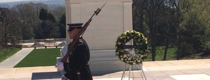 Tomb of the Unknown Soldier is one of Lieux qui ont plu à Rachel.