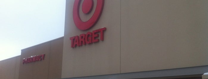 Target is one of Robさんのお気に入りスポット.
