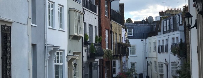 Ennismore Gardens Mews is one of Saved places in London.