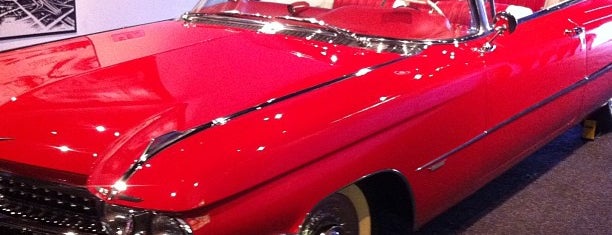 Petersen Automotive Museum is one of Cal.