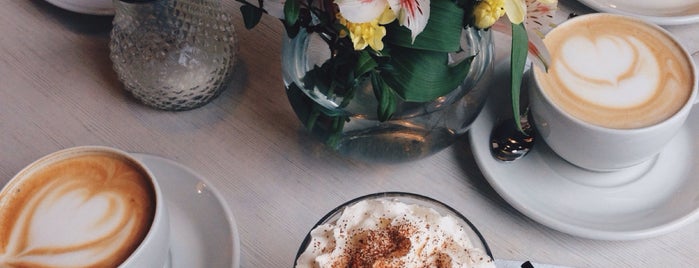 Simple Coffee is one of Ekaterinburg.