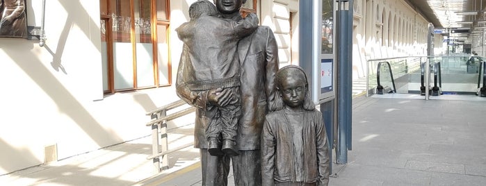 Sir Nicholas Winton Statue is one of Prague Artwork.