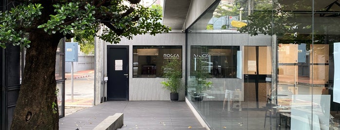 Rocca Cafe is one of ร้านกาแฟ,คาเฟ่ ในกรุงเทพ.