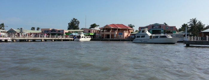 Belize City Port is one of Lugares favoritos de Carl.