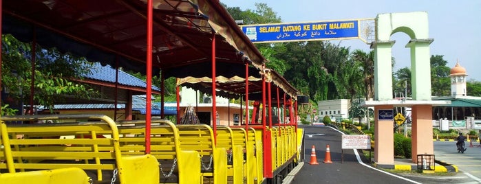 Bukit Malawati Kuala Selangor is one of Posti salvati di Esbz eika.