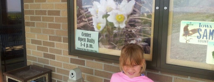 Fossil & Prairie Center is one of Estes Travel.