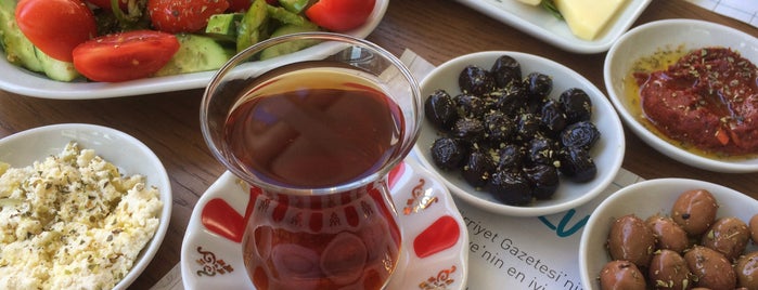 Tuzu Biberi is one of Izmir breakfast.