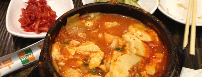 BCD Tofu House is one of Restaurants in nyc that I like.