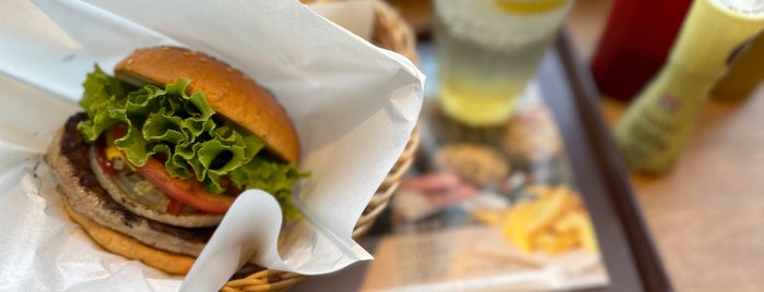 Freshness Burger is one of Lugares favoritos de Yusuke.