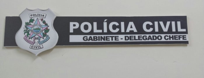 Polícia Civil is one of Locais curtidos por Flor.