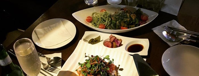 SOVS with Salmon is one of Seoul.