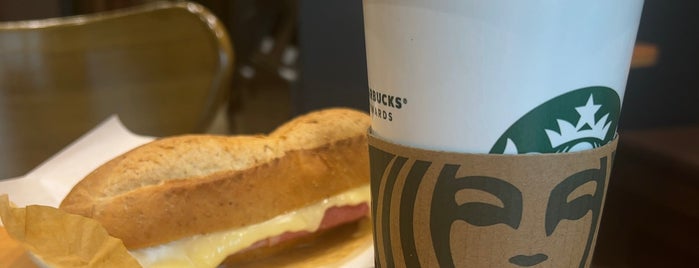 Starbucks is one of Starbucks Coffee (東京23区：千代田・中央・港以外).