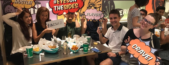 Wingstop is one of Bradyさんのお気に入りスポット.