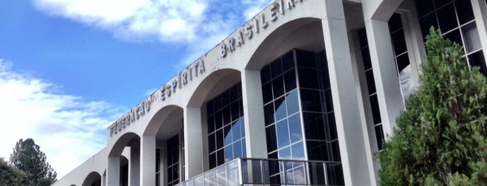FEB - Federação Espírita Brasileira is one of Lugares favoritos de Ju.