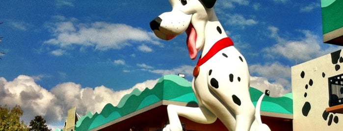 101 Dalmatians Buildings is one of Nico’s Liked Places.
