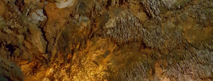 Damlataş Mağarası is one of Locais curtidos por süha.