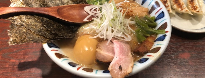 Nanashi is one of 中華とラーメン.