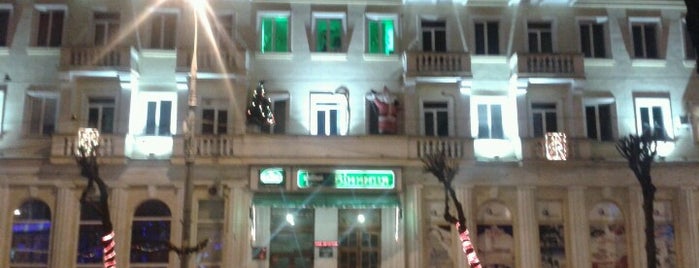 Готель "Вінниця" is one of Отели Винницы.